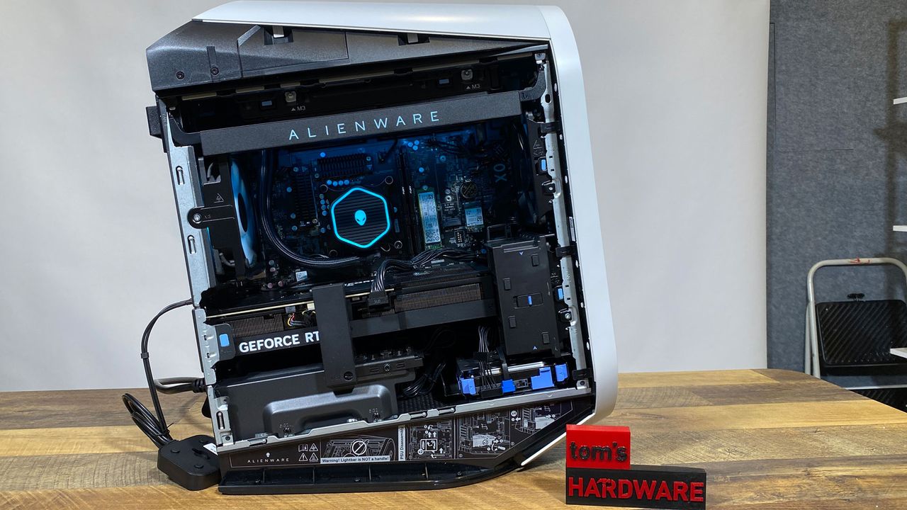 Alienware Aurora R15
