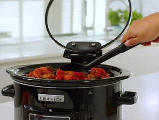 Crock-Pot Lift & Serve Digital Slow Cooker