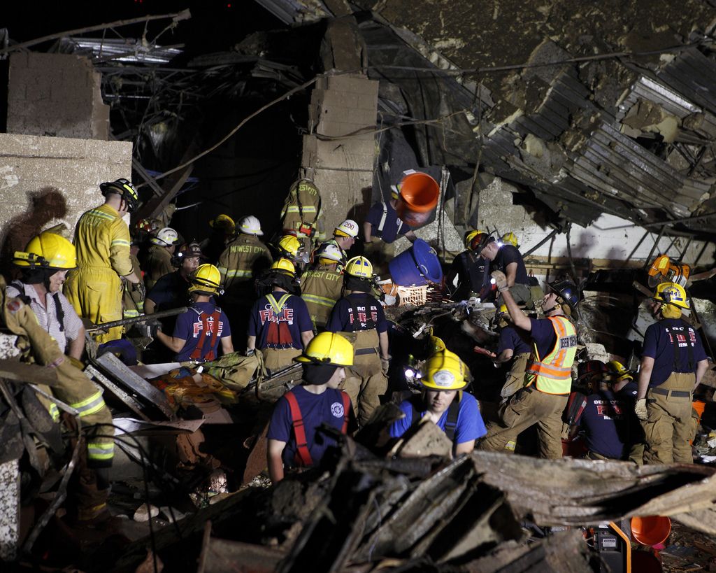 Oklahoma National Guard Soldiers and Airmen respond to a devastating tornado that ripped through Moore, Okla., May 20, 2013.