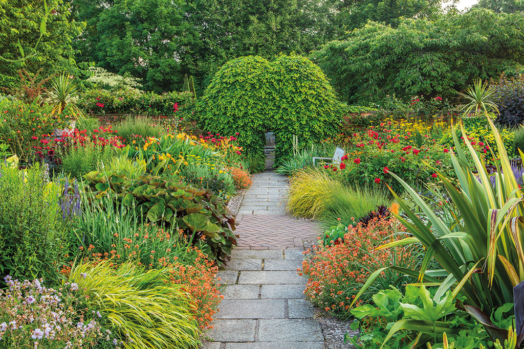 Houses for sale with impressive gardens: Wollerton Old Hall, Wollerton, Market Drayton