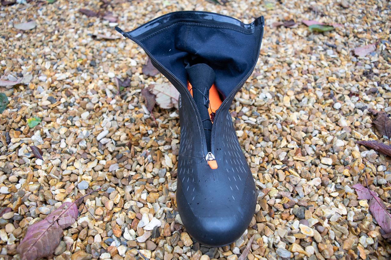 A DMT WKR1 cycling shoe