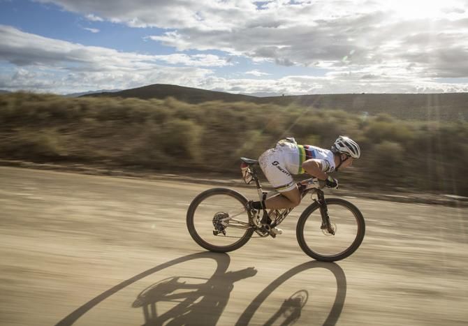 Nino Schurter of Scott-Odlo MTB Racing chases the bunch