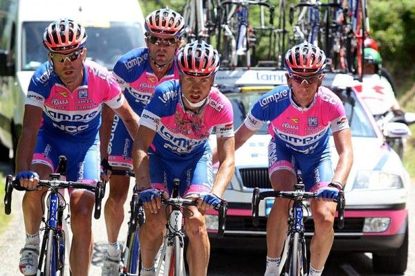 Cunego and his three team-mates finished over 20 minutes down but made the time cut.