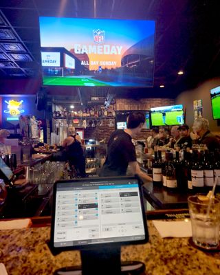A sports bar brought to live with Key Digital solutions to seamlessly control a massive amount of high-quality displays and sound.