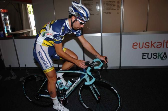 Thomas de Gendt (Vacansoleil-DCM) leaves the Tour Down Under village for the day's training