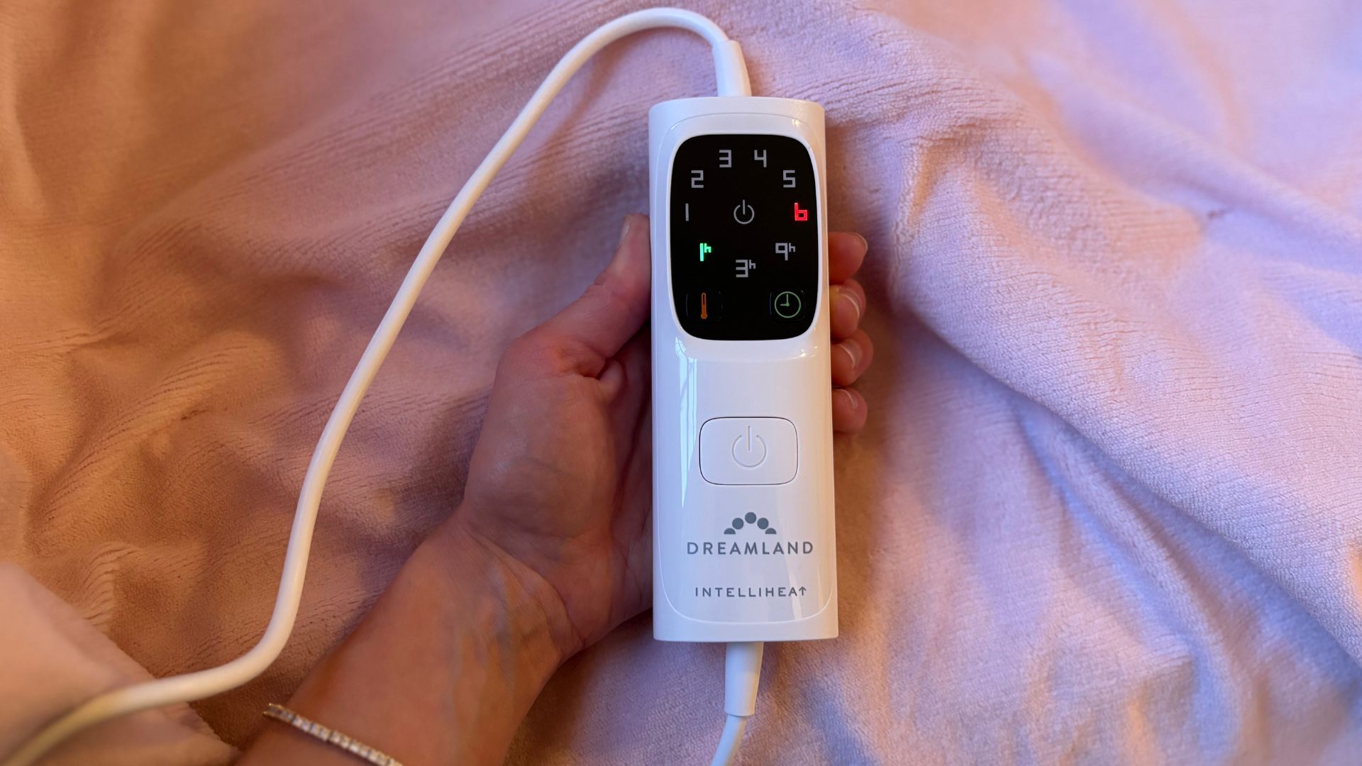 Dreamland Snuggle Up Heated Throw being tested in my home