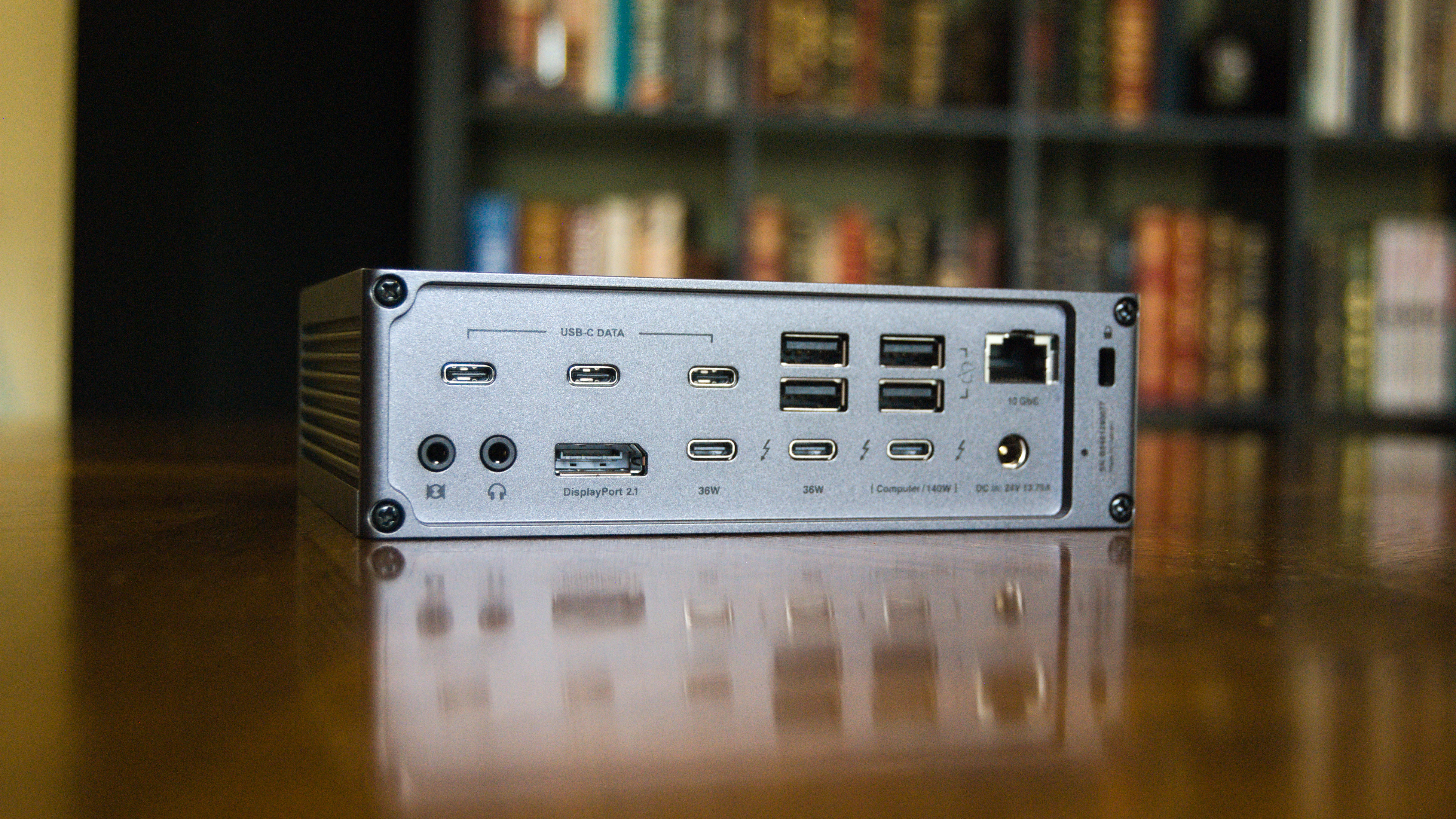 CalDigit TS5 Plus