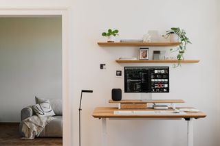 Standing Desk Pro from Oakywood