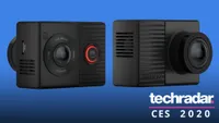 La cámara de 360 grados Garmin Dash Cam Tandem filma absolutamente todo lo que pasa en la carretera y en tu coche (en inglés)