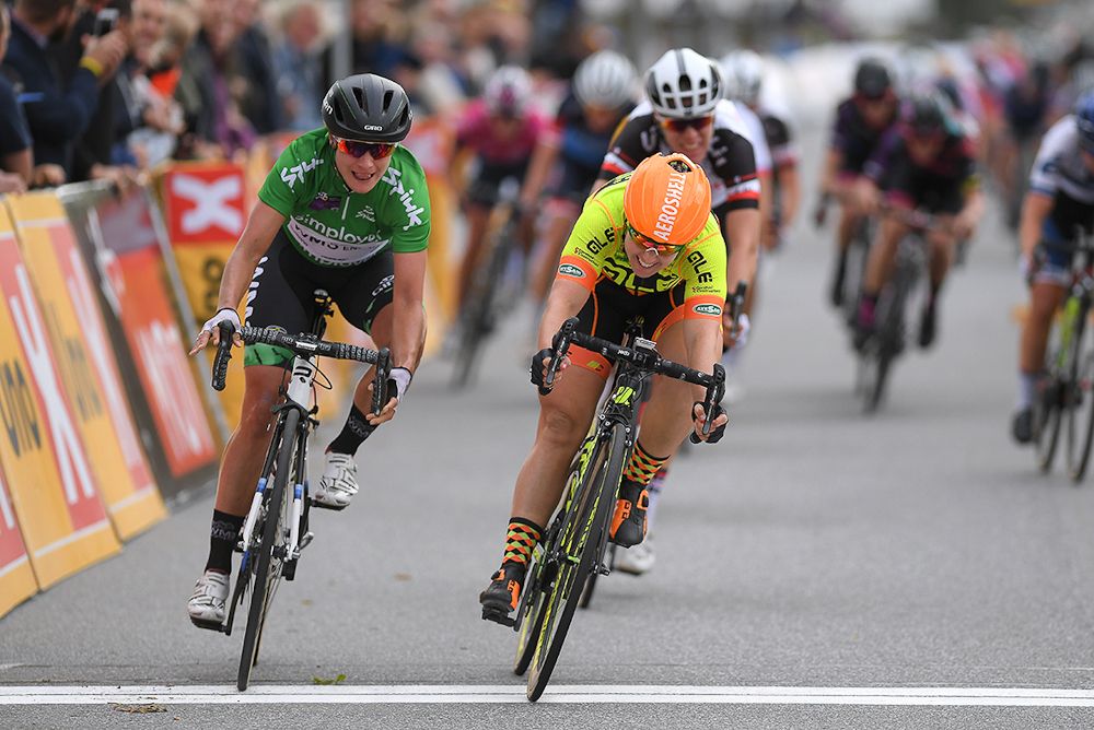 Chloe Hosking wins stage 2 at the Ladies Tour of Norway