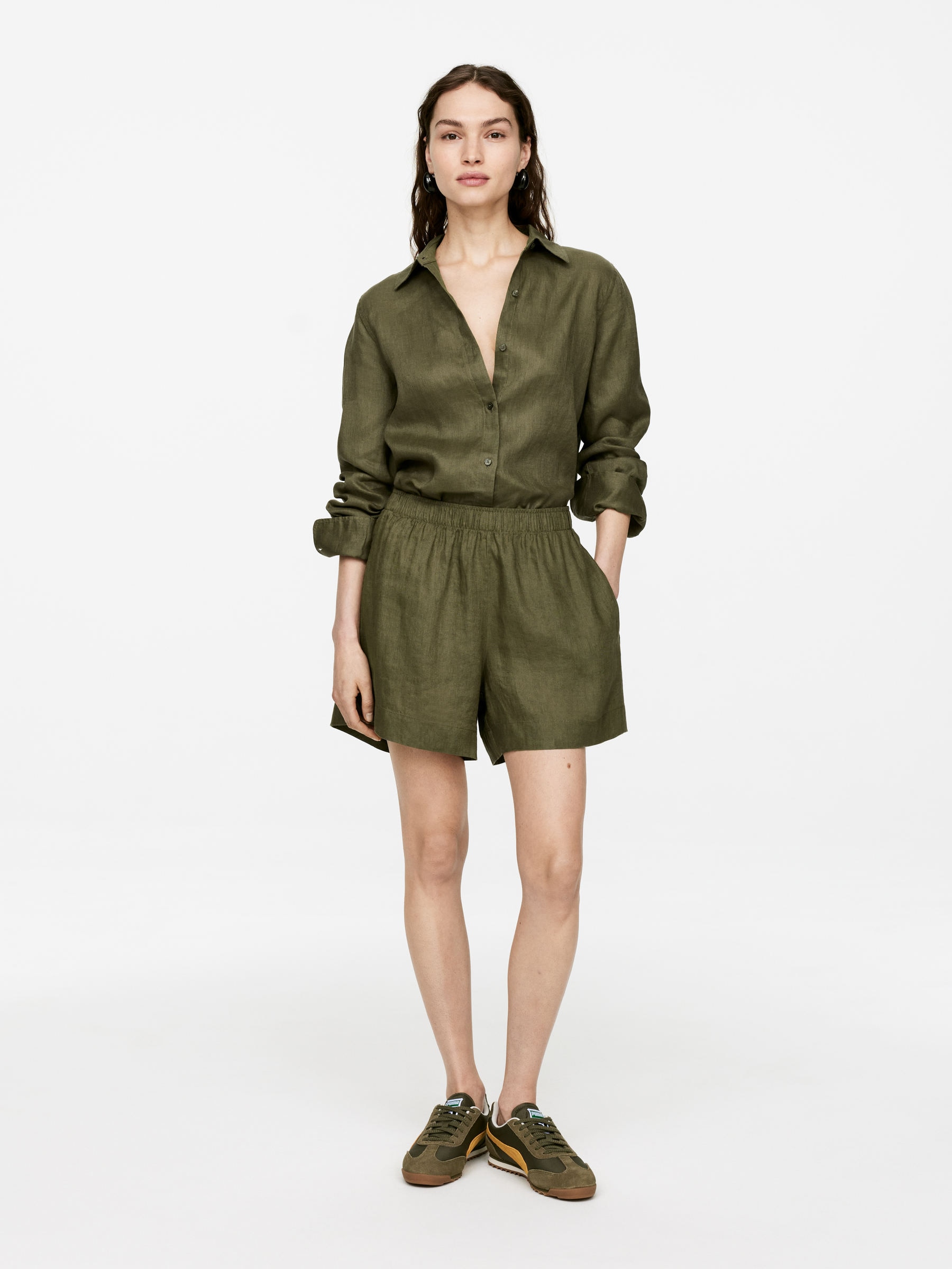 Linen Shorts 
 Khaki Green 
 Women 
 Arket Gb