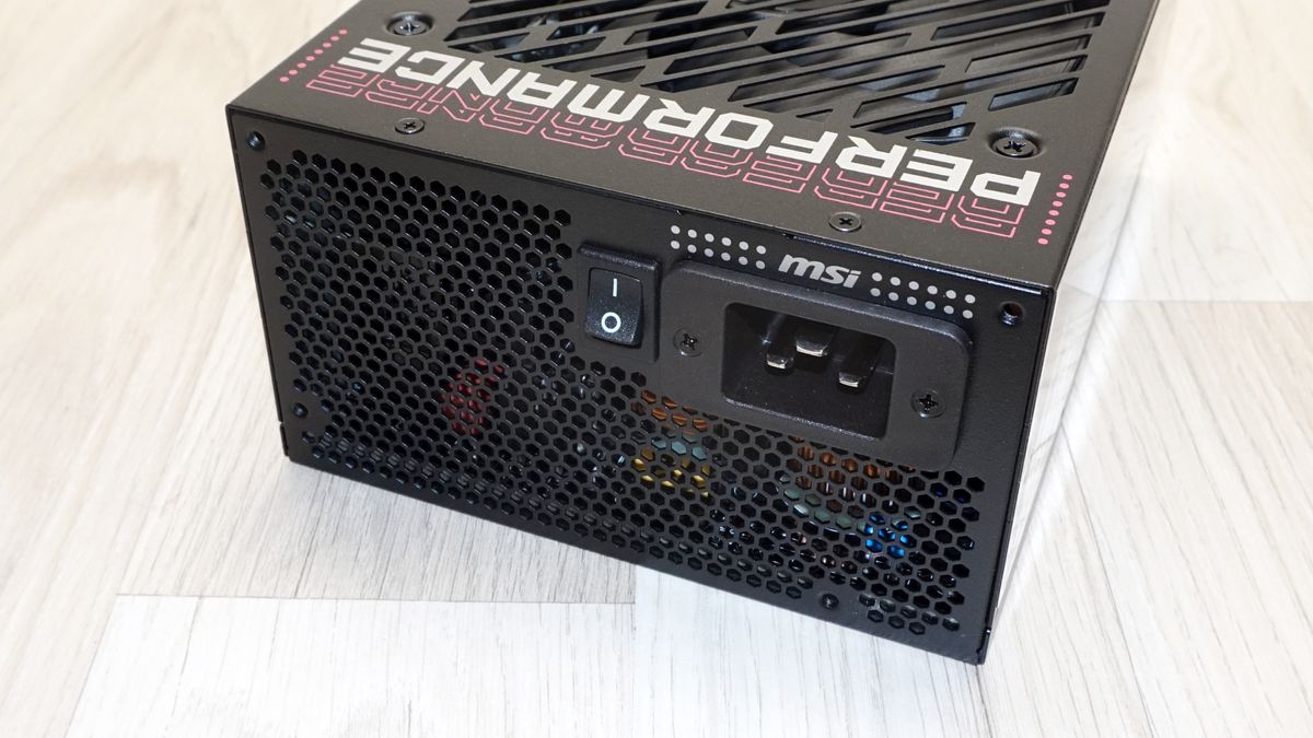 MSI MPG Ai1600TS PCIE5 PSU