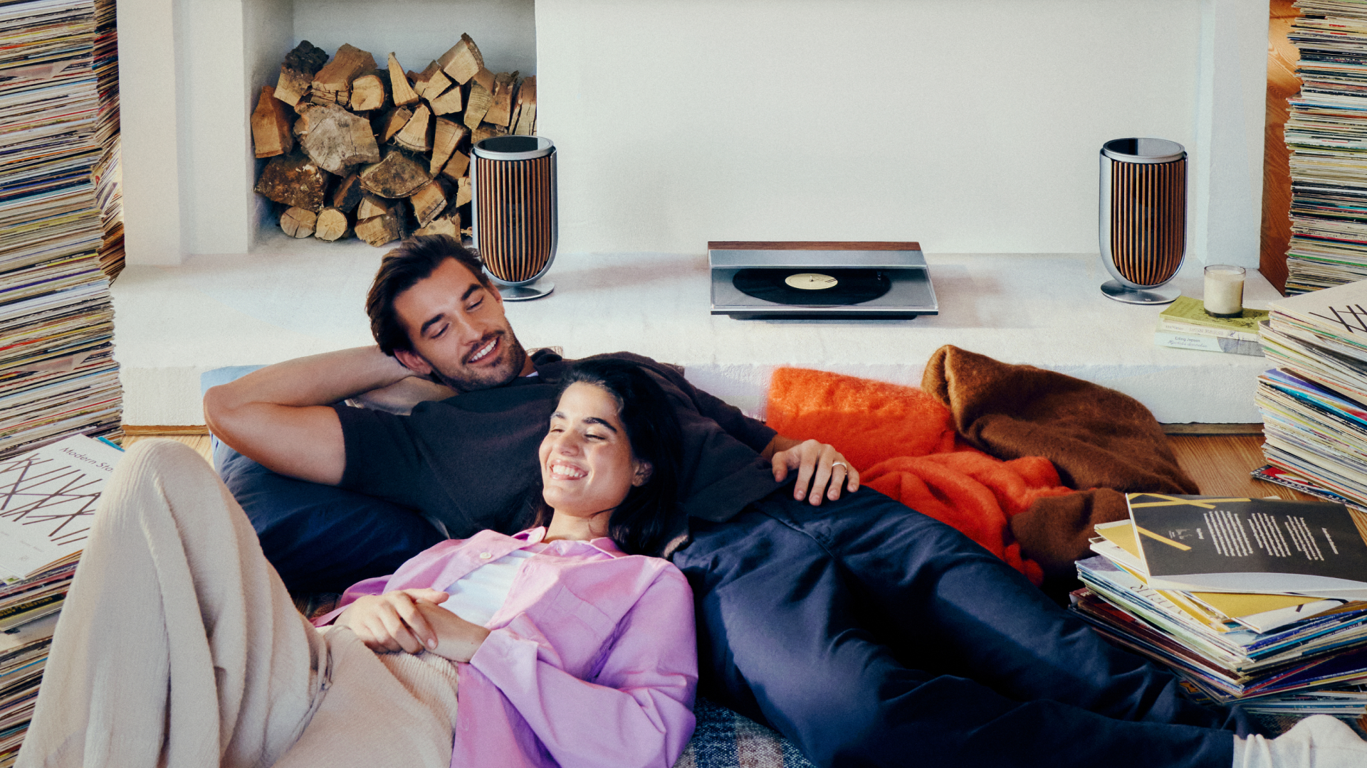 Bang & Olufsen Beosystem 3000c lifestyle shot