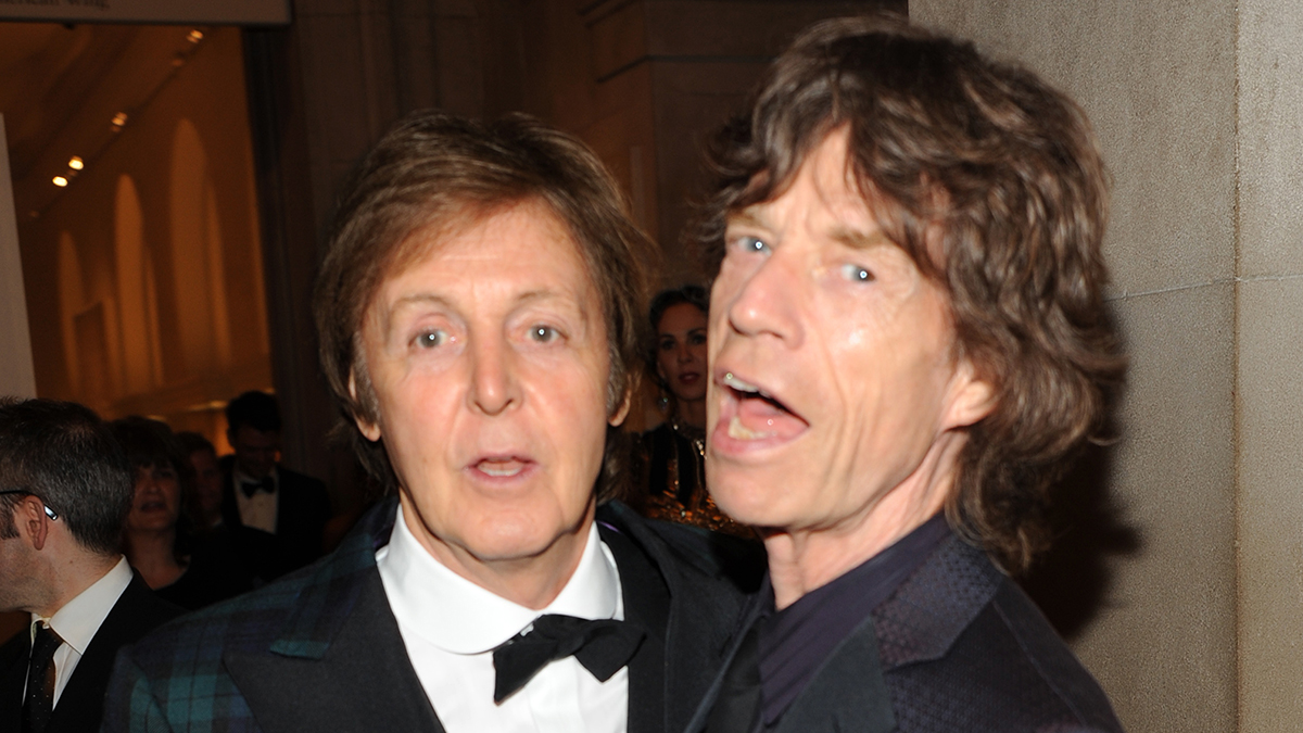 Paul McCartney (L) and Mick Jagger attend the Metropolitan Museum of Art\'s 2011 Costume Institute Gala featuring the opening of the exhibit Alexander McQueen : Savage Beauty.