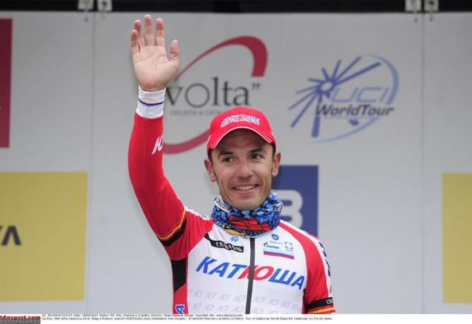 Joaquim Rodriguez (Katusha) steps onto the stage to receive another Catalunya leader's jersey