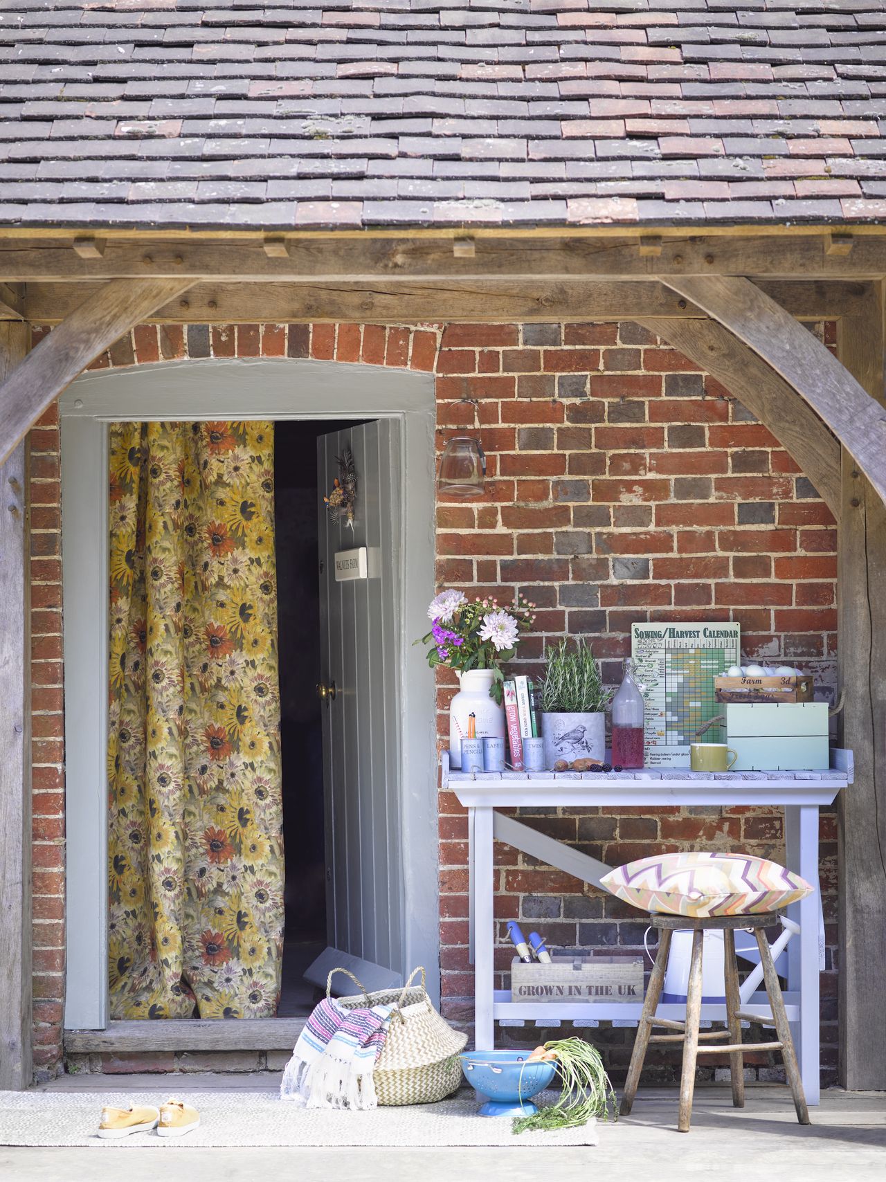 Front porch cleaning tips how to clean a front porch Homes & Gardens