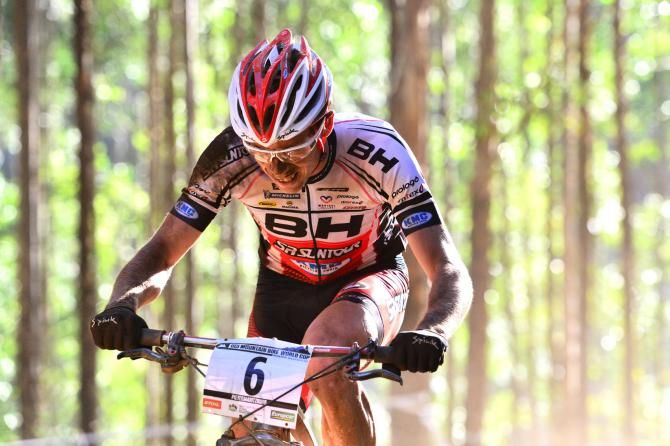 Maxime Marrote (BH-Suntour-KMC) rounded out the top three of the elite men's cross country