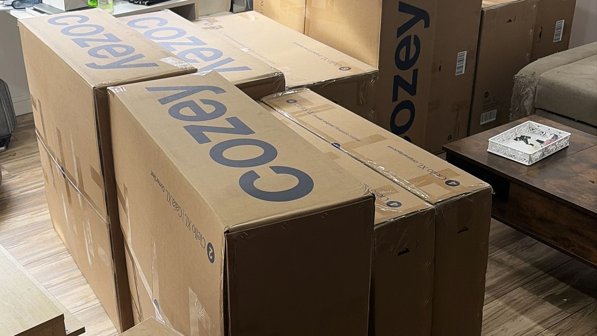 Cozey Ciello boxes
