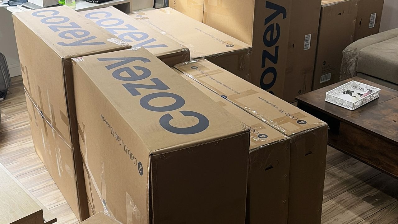 Cozey Ciello boxes