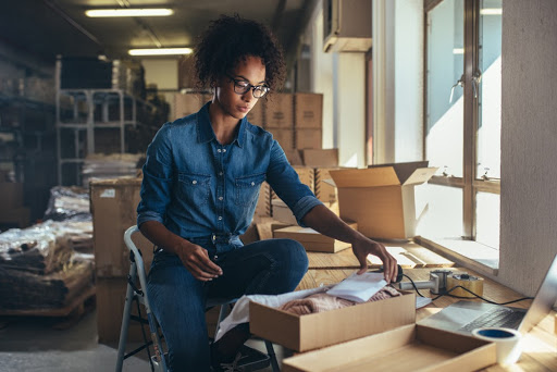 Packing a product