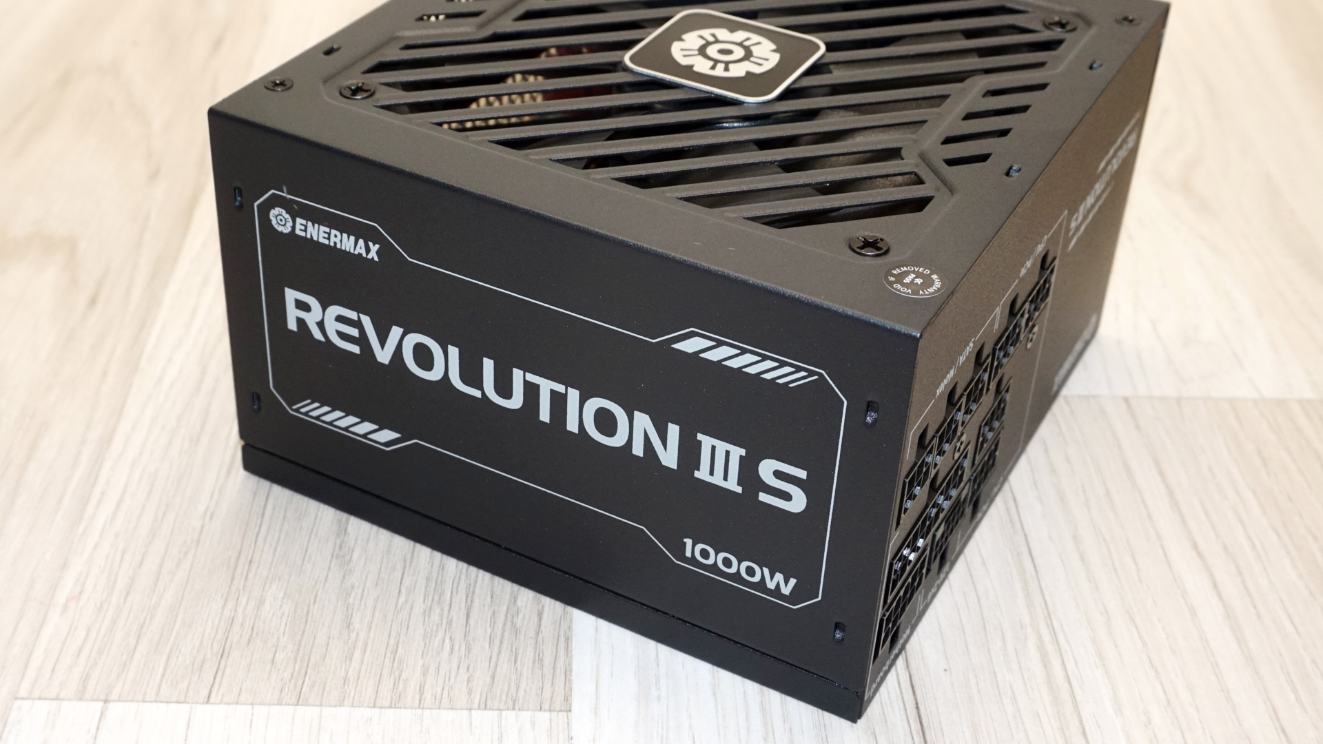 Enermax Revolution III S 1000W