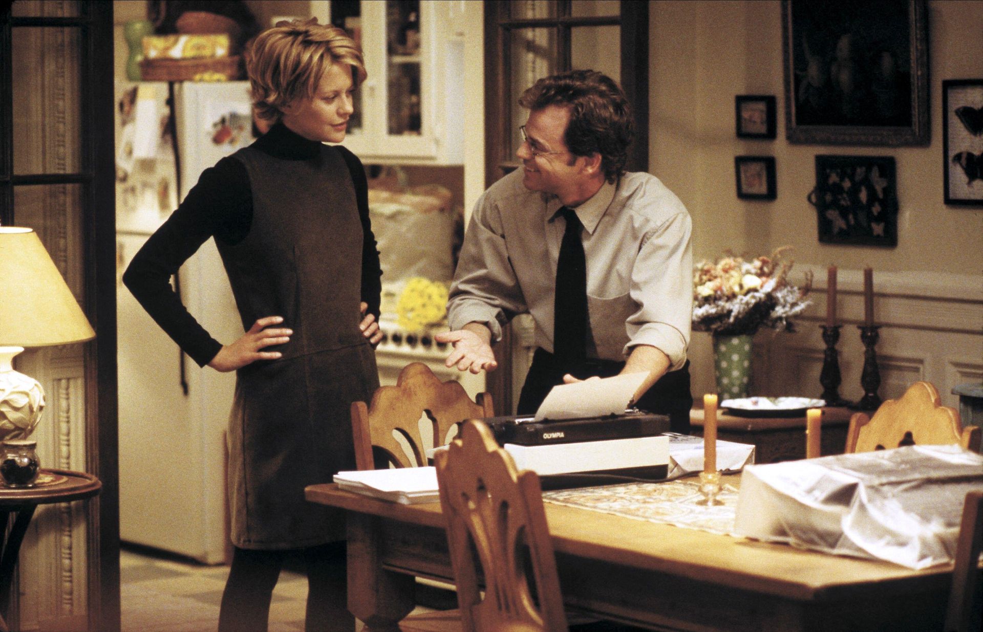 Meg Ryan & Greg Kinnear Film You'Ve Got Mail (USA 1998) Characters: Kathleen Kelly, Frank Navasky Director: Nora Ephron 18 December 1998
