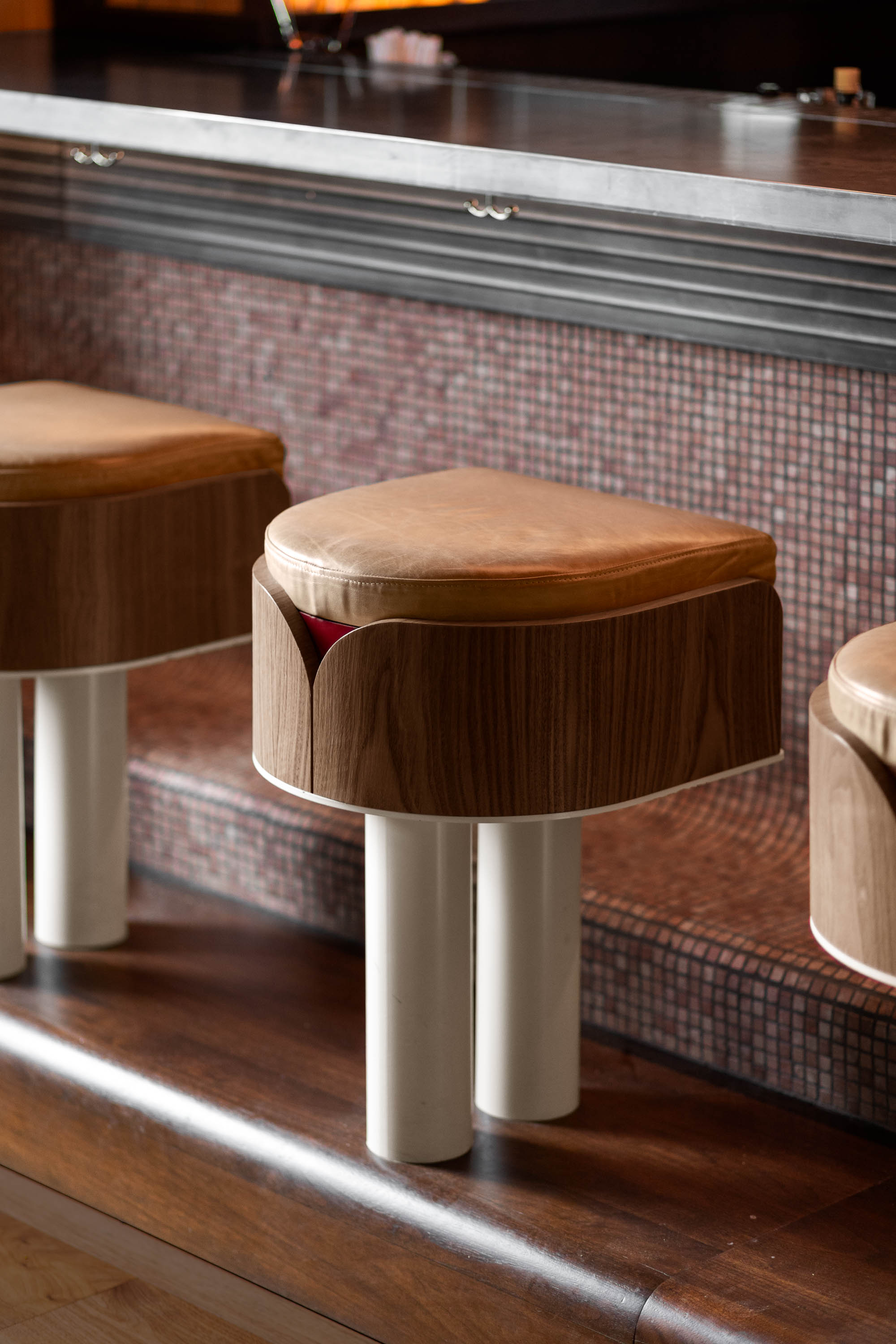 north of brooklyn queensway toronto