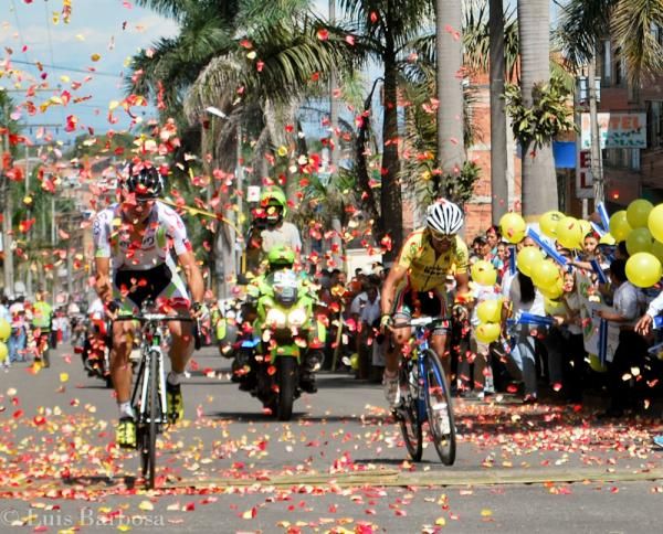 Flowers rain down on stage 3