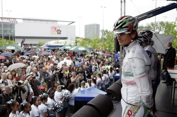 Filippo Pozzato (Katusha) is presented to the crowd in Frankfurt