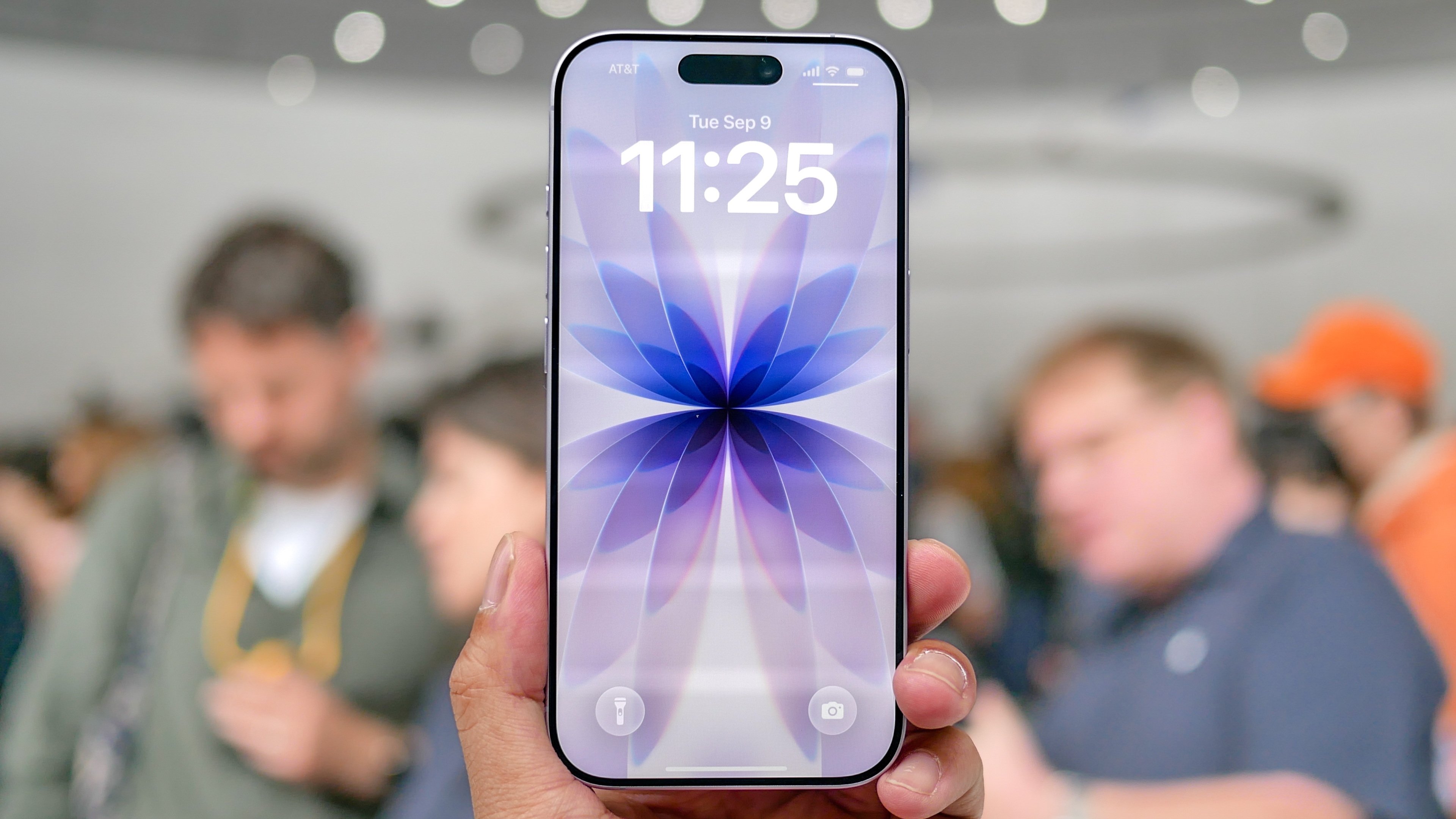 Apple iPhone 17 hands-on.