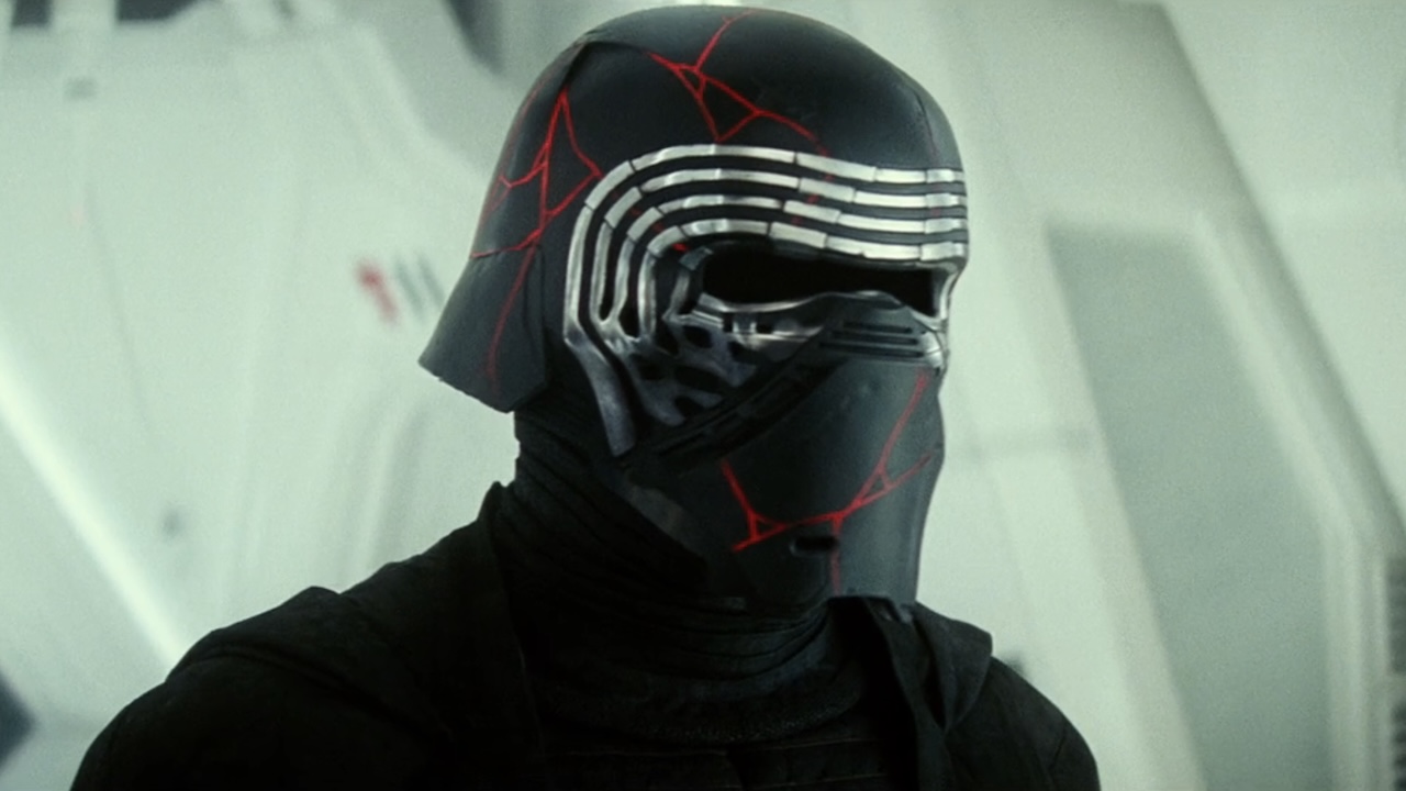 Kylo Ren wearing his re-forged mask in Star Wars: The Rise of Skywalker