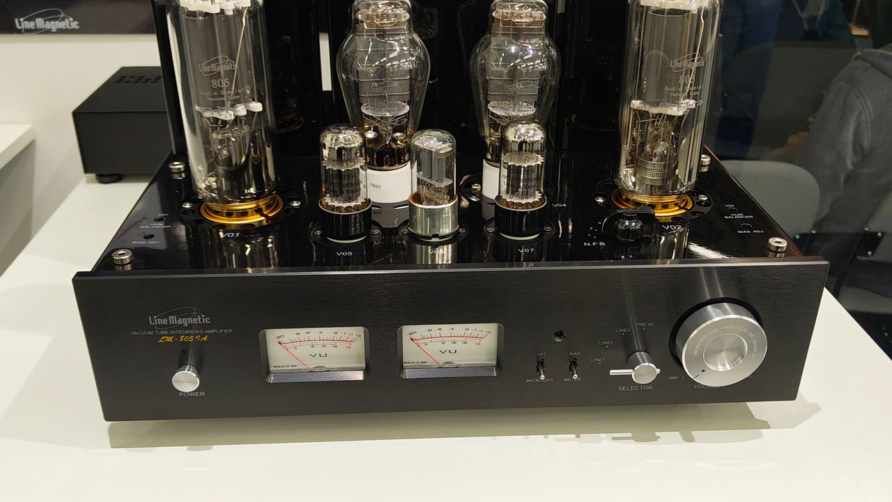 Line Magnetic vacuum tube amp