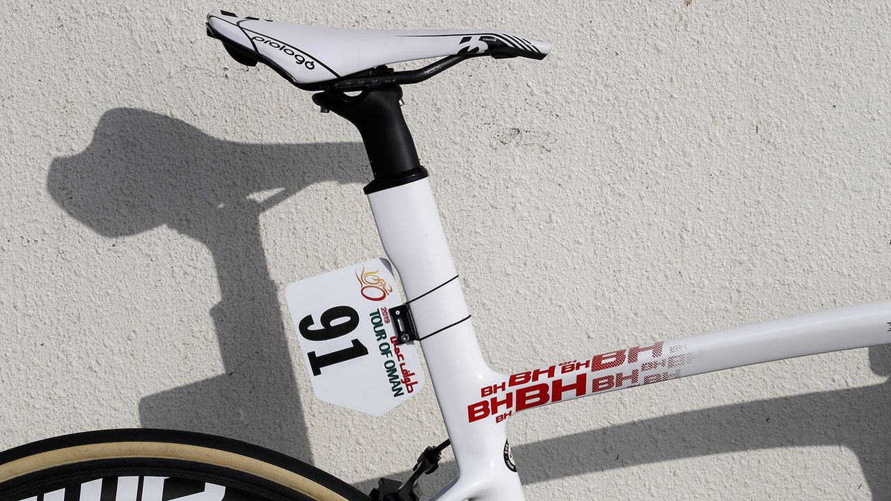 The bike has a semi-integrated seat post