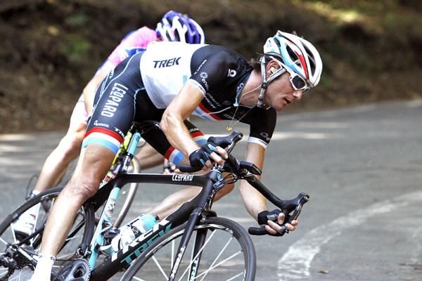 Fr&auml;nk Schleck (Leopard Trek) handles a tight turn on the descent to Pinerolo.