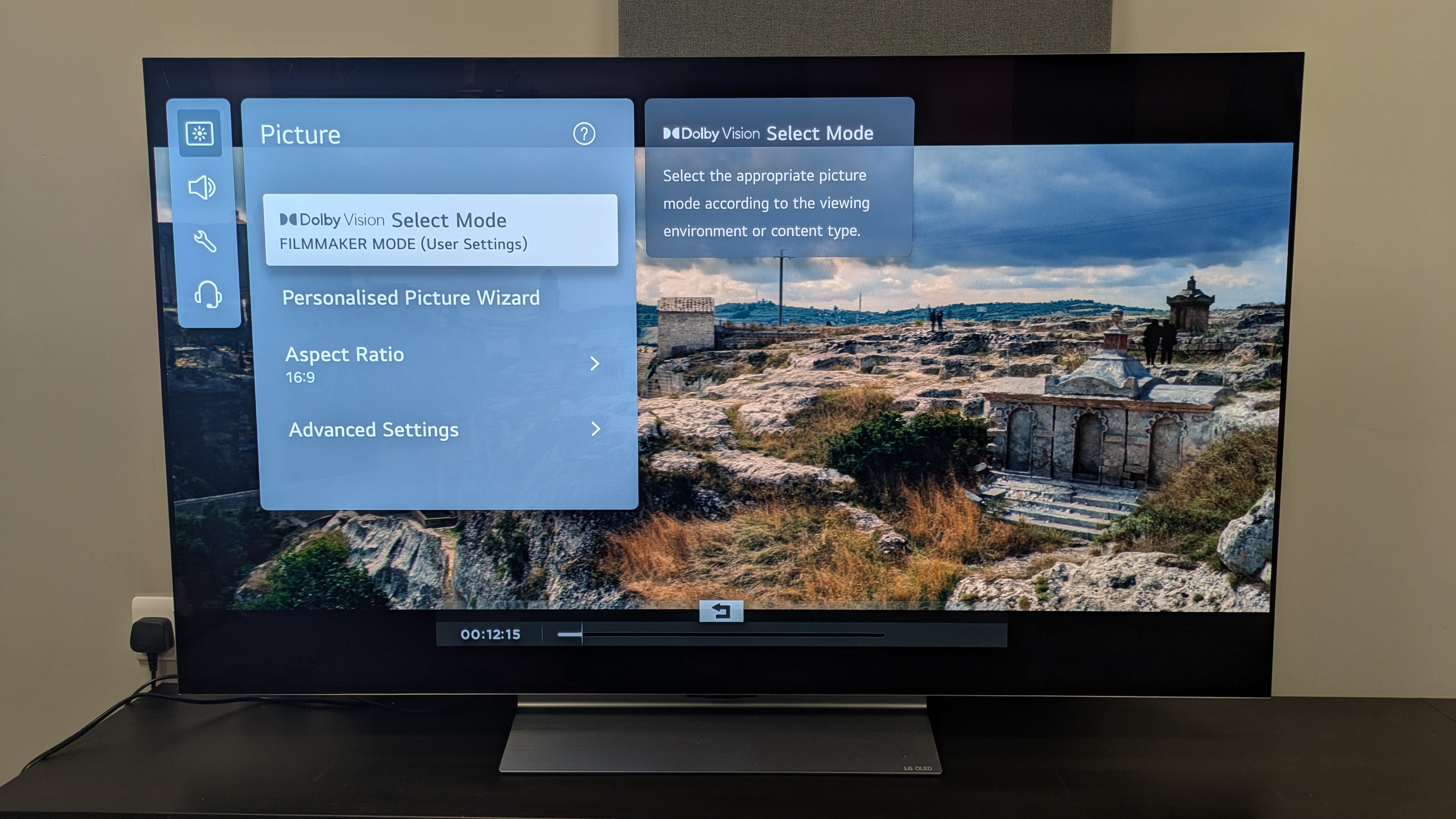 LG C5 with Picture settings menu on screen 