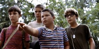 Stand By Me Wil Wheaton River Phoenix Jerry O'Connell Corey Feldman investigate the woods