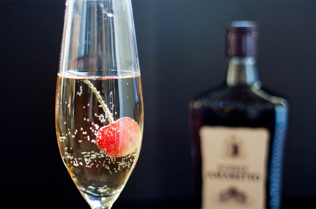 Soiree Amaretto Prosecco sour