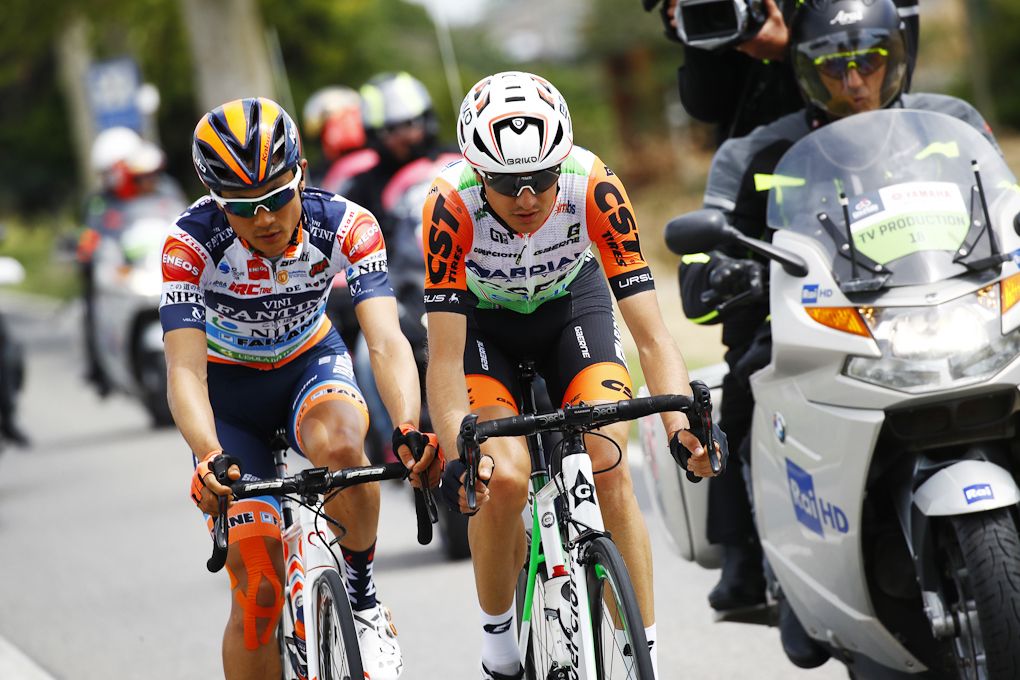 Giro stage 10 breakaway riders Luca Covili (Bardiani-CSF) and Sho Hatsuyama (Nippo Vini Fantini Faizane)