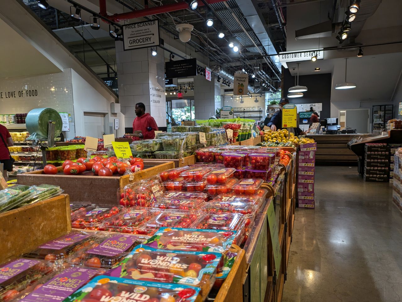 Google Pixel 8a main camera sample.