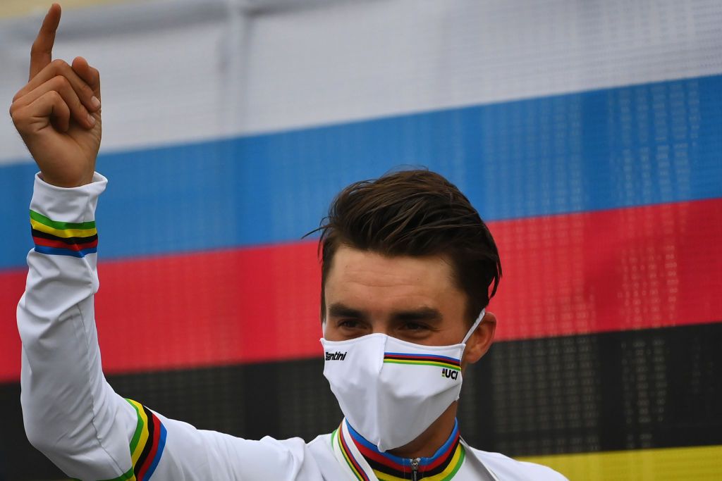 Julian Alaphilippe (France) wins the 2020 UCI Road World Championships