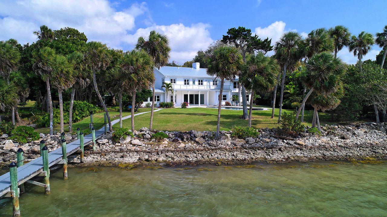 Homes by the bay.