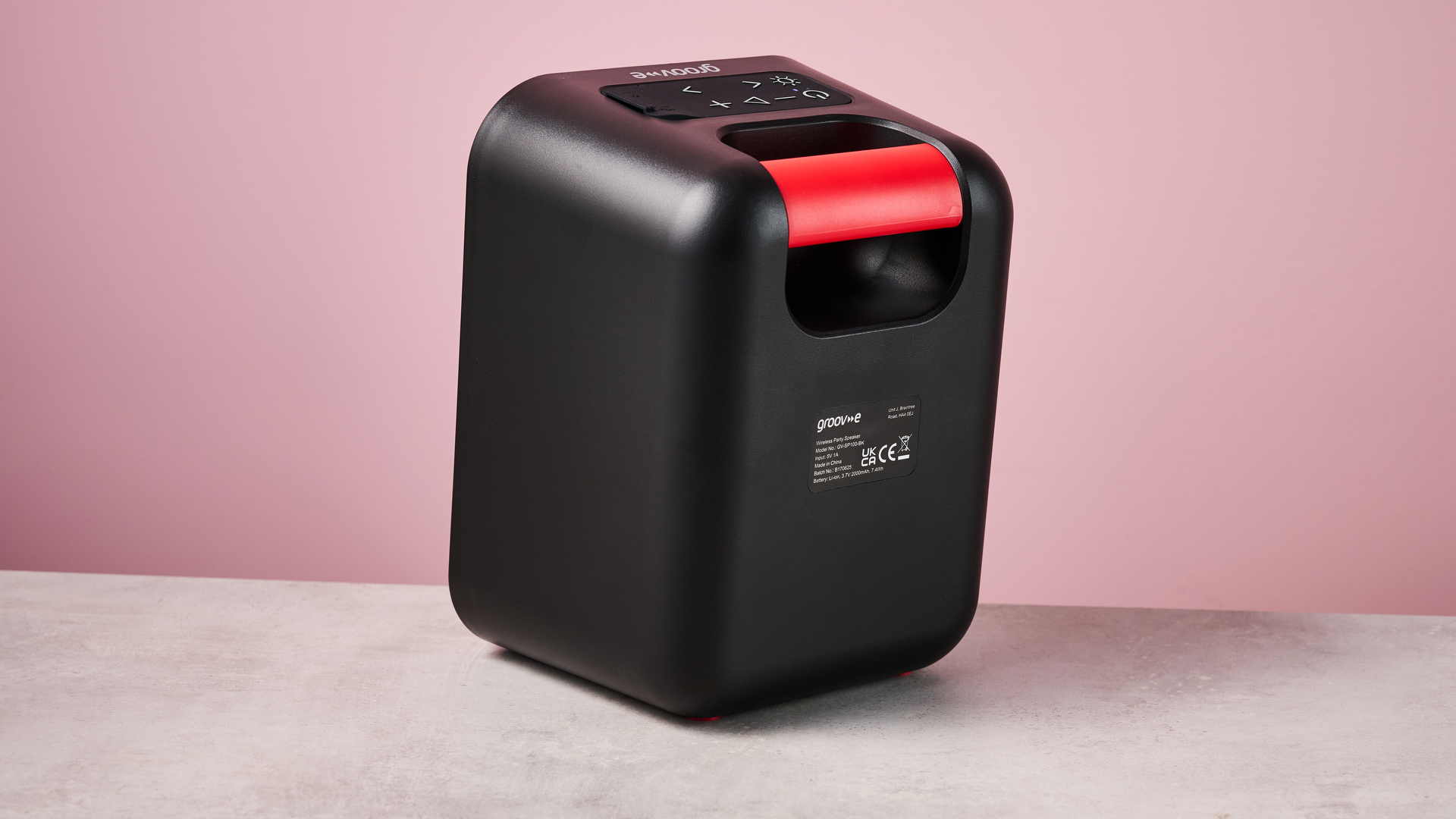 Reverse side of the Groov-e Thunder