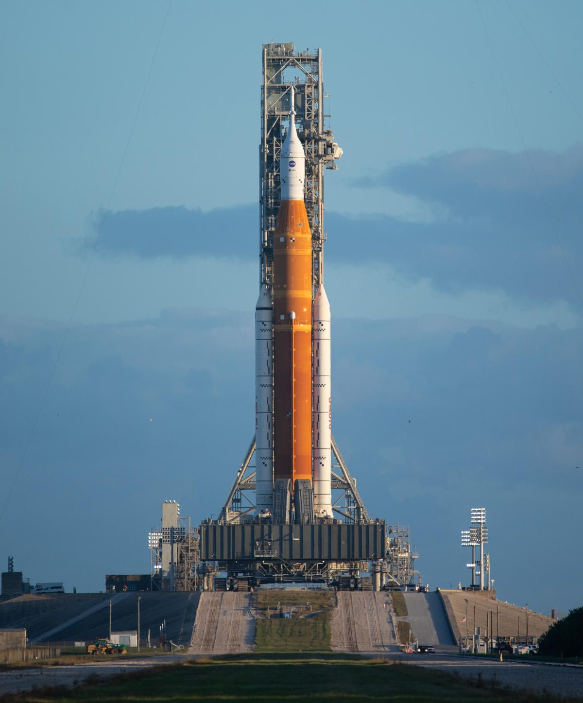 artemis 1 rollout nov. 4, 2022