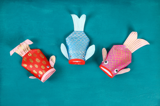 Easy crafts for kids illustrated by paper fish