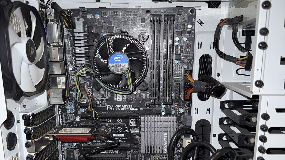 $9 Goodwill PC find earns congratulations from enthusiasts — the machine could be a great eSports or nostalgic gaming powerhouse with the right upgrades