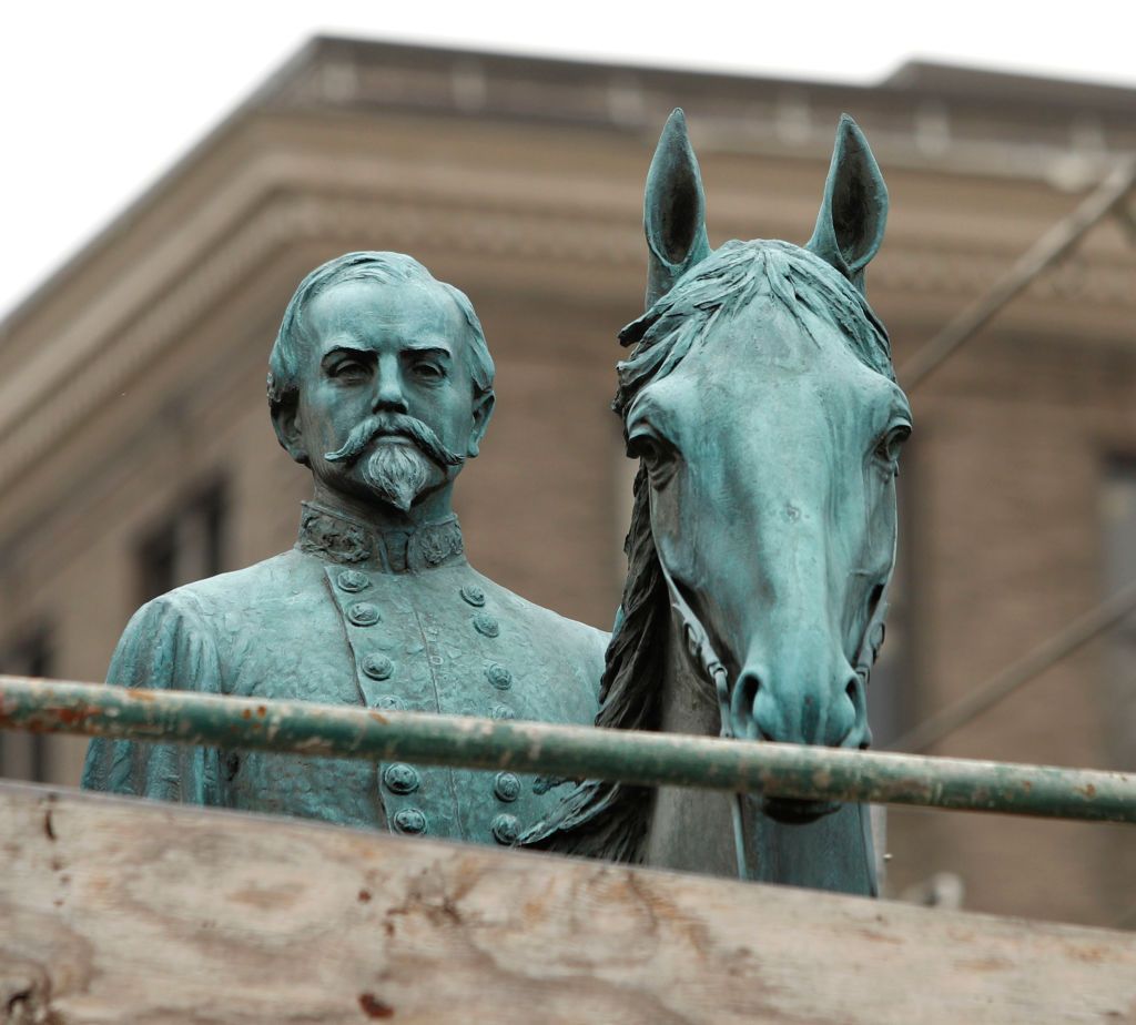 A monument to John Hunt Morgan, a Confederate General during the Civil War.