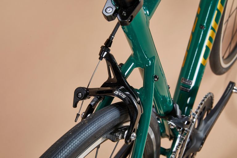 Specialized Allez Sport review it's been popular for years for a