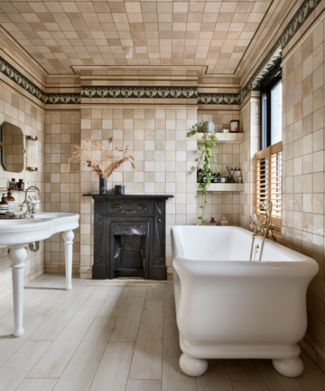 8 neutral bathroom ideas for inspiring serenity and calm | Homes & Gardens