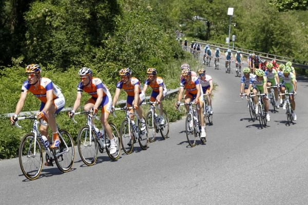 Rabobank lead the chase