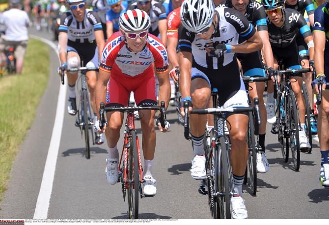 Joaquim Rodrigeuz (Katusha) on the Giant-Shimano train